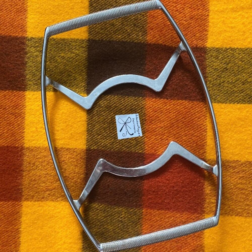 Vintage Corning Ware P-10-M-I Metal Casserole Footed Serving Stand Holder